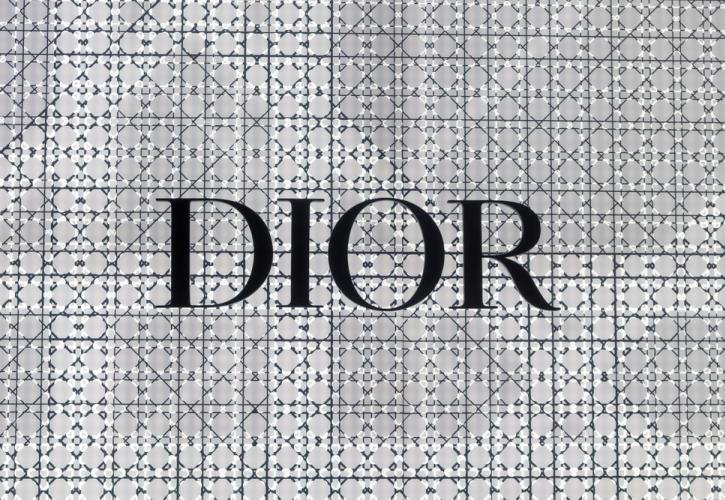 Dior: «Χρυσά» κέρδη στην Ελλάδα ελέω τουρισμού