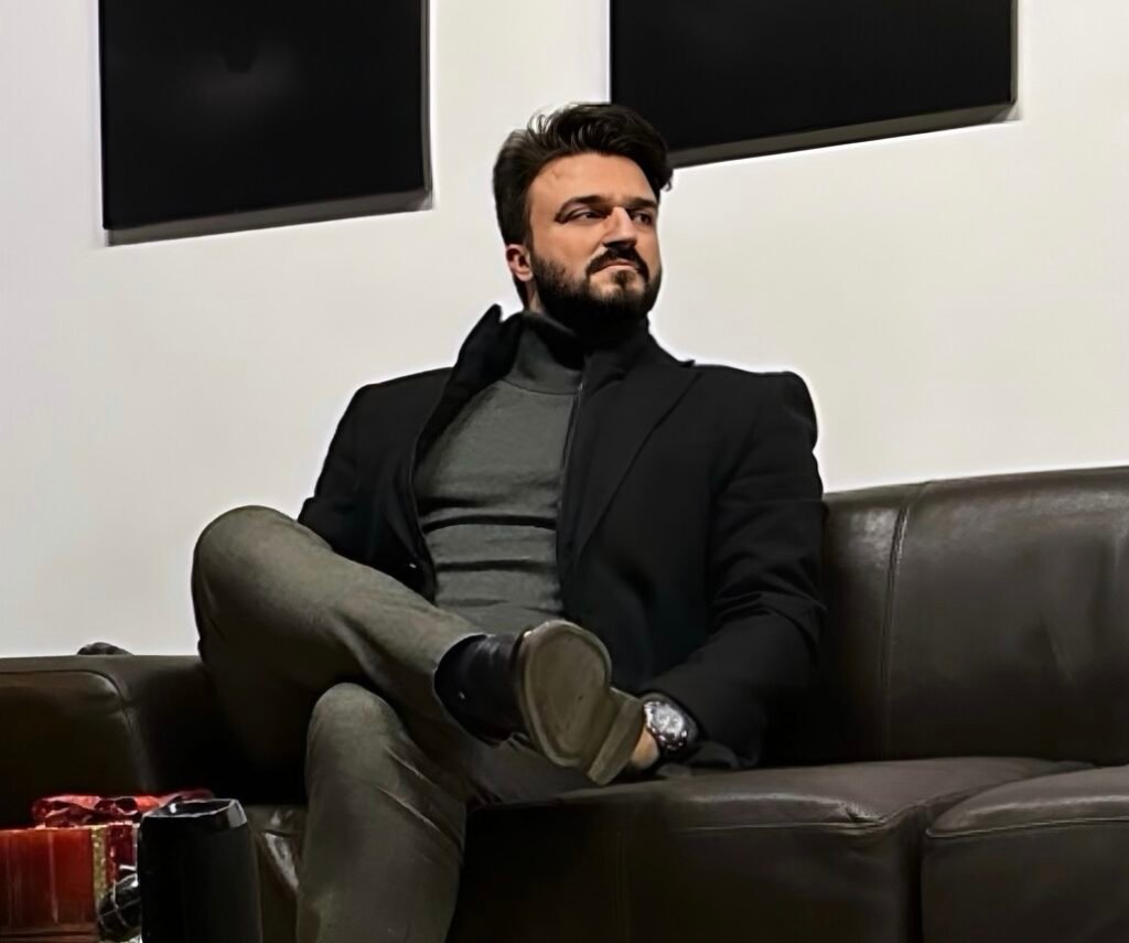 Μιχάλης Μπότας: Οι 5 λόγοι που τον επιβεβαιώνουν ως την  απόλυτη «Αλγοριθμική Ιδιοφυΐα» του Digital Marketing