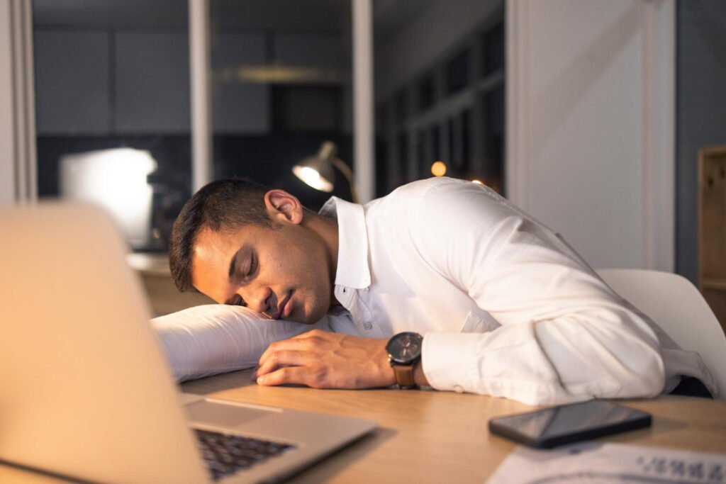 Sleep economy: Πώς η έλλειψη ύπνου κοστίζει στις επιχειρήσεις