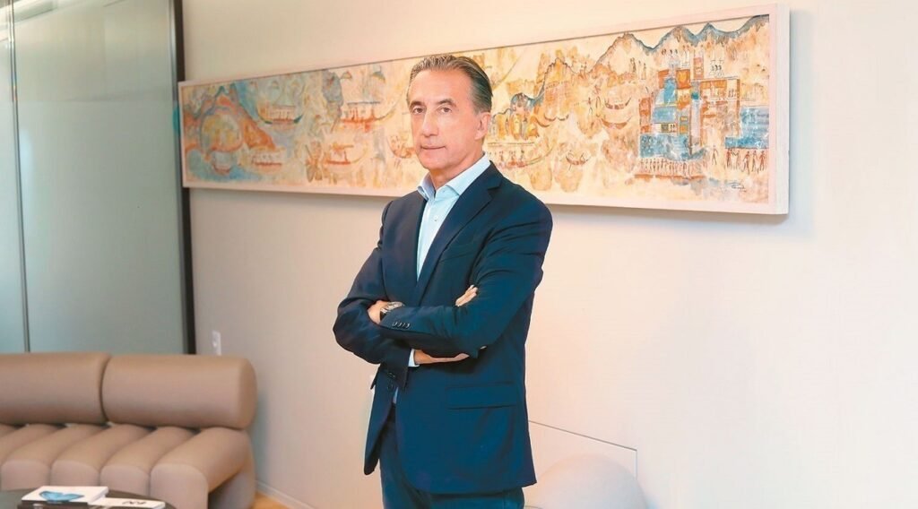 Κρίστιαν Χατζημηνάς: Ο άνθρωπος πίσω από τη διεθνή εκτόξευση της THEON